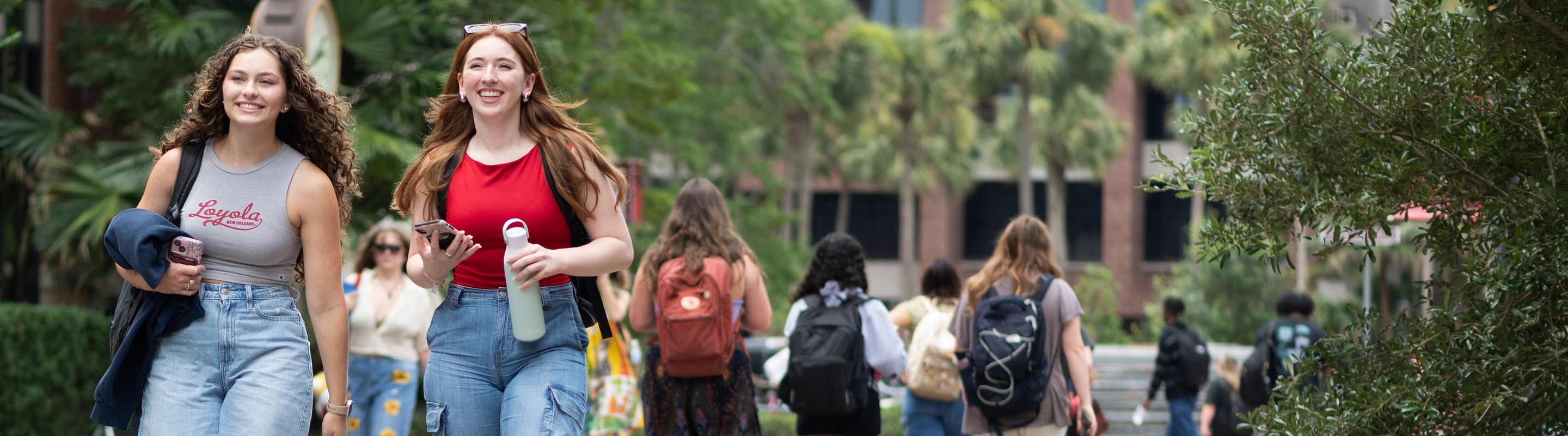Grad Student Week, students walking on campus